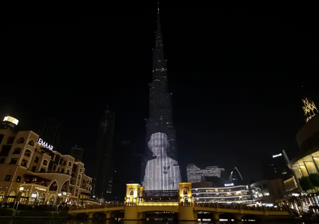 The Queen on the Burj Khalifa