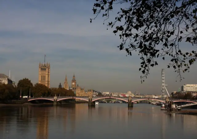 A general view of Lambeth Bridge