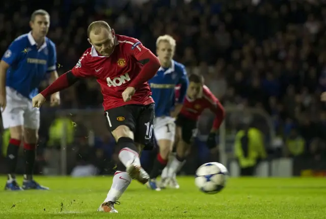 Rooney scores v Rangers