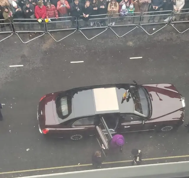 In February 2020 the Queen, dressed in purple, arrived in London for the official opening of a dental hospital