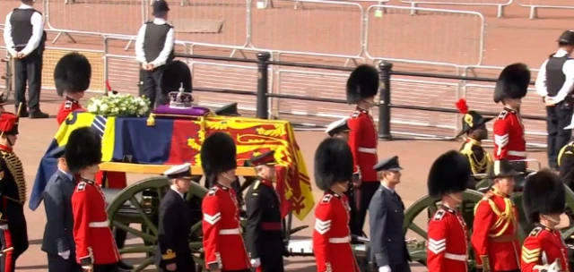 Queen's coffin carried from Buckingham Palace