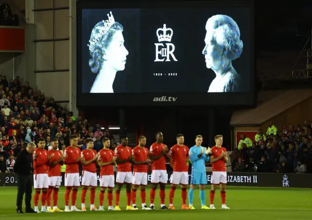 Nottingham Forrest players in a line