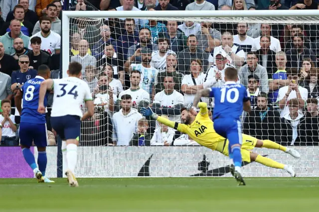 Youri Tielemans opens the lead from the spot kick