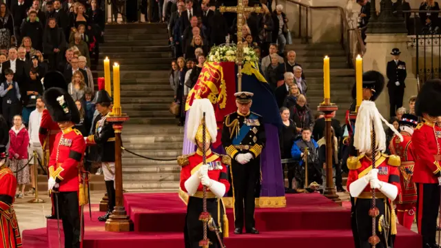 King Charles and his siblings hold a vigil around the Queen’s coffin