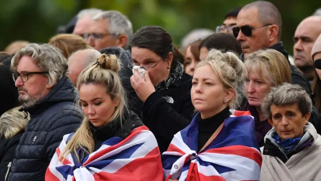 Mourners at Westminster Abbey