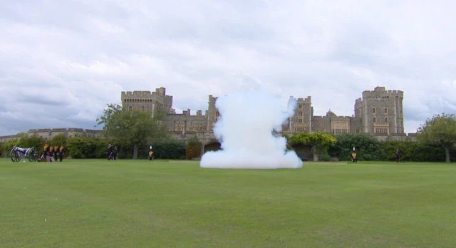 Gun sounds outside Windsor Castle