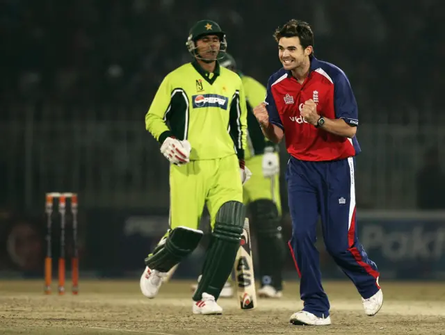 James Anderson celebrates the wicket of Pakistan's Abdul Razzaq