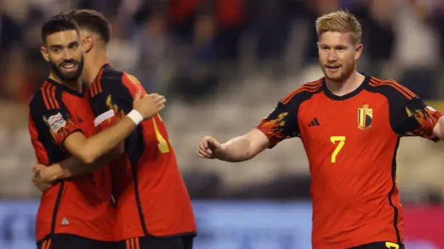 Belgium celebrate Kevin de Bruyne's goal