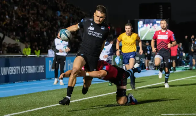 Cole Forbes scores for Glasgow Warriors