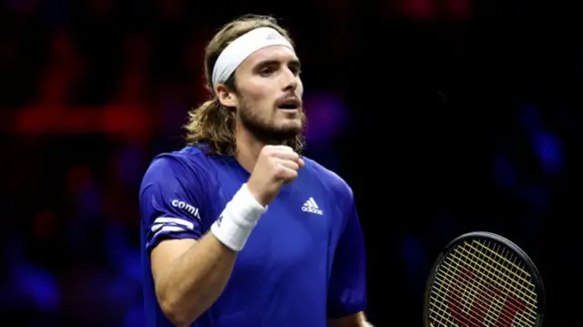 Tsitsipas