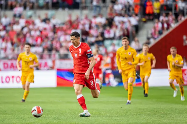 Robert Lewandowski on the ball v Wales