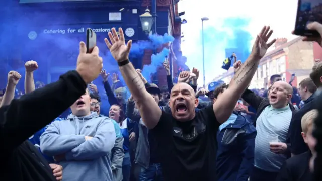 Everton fans