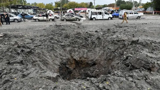 A huge crater at the scene of the attack in Zaporizhzhia, southern Ukraine. Photo: 30 September 2022