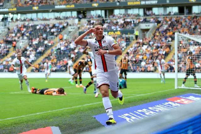 Sander Berge celebrates his goal