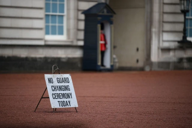 Sign saying no changing of the guard