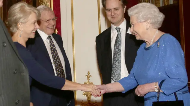 Dame Helen Mirren meeting the Queen in 2014