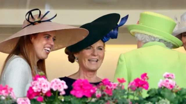 Princess Beatrice, Sarah, Duchess of York and the Queen at Ascot in 2018