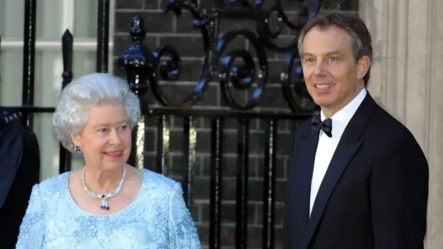 British Prime Minister Tony Blair stands with Queen Elizabeth II outside No 10 Downing Street, where Mr Blair was hosting a celebratory Royal Golden Jubilee dinner, 29th April 2002.