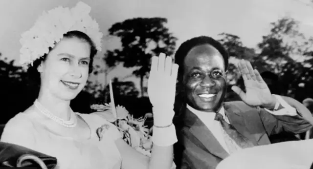 Ghana's first post-indendence leader Kwame Nkrumah hosting the British monarch in 1961