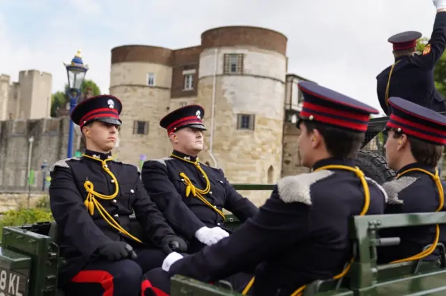 Members of the Honourable Artillery Company arrive at the Tower of London, ahead of a gun salute to mark the death of Queen Elizabeth II