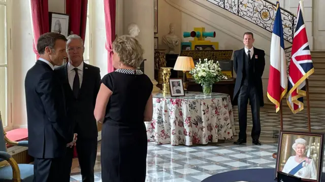 Emmanuel Macron visits british embassy in Paris