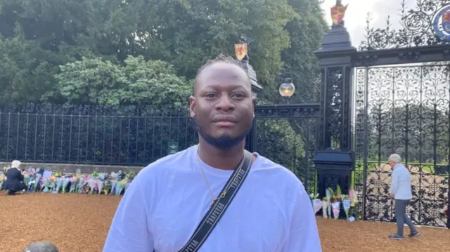 Tino Ndoro
