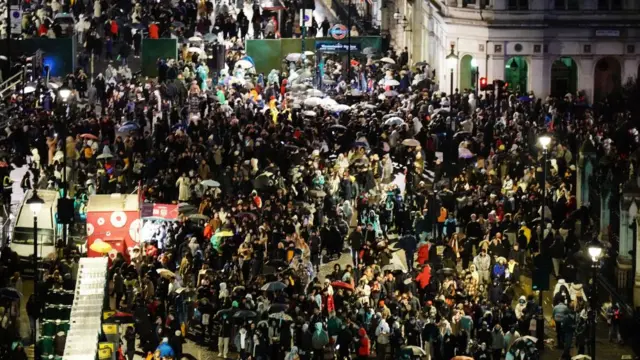 Crowds on Embankment
