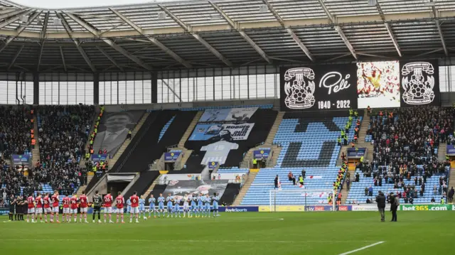 Coventry remember Pele