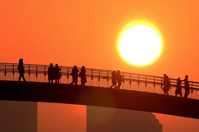 The first sunrise of the year in Seoul