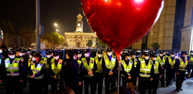 Police gathered in Wuhan