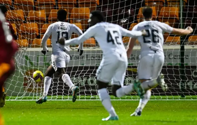 Jordy Hiwula equalises for Ross County