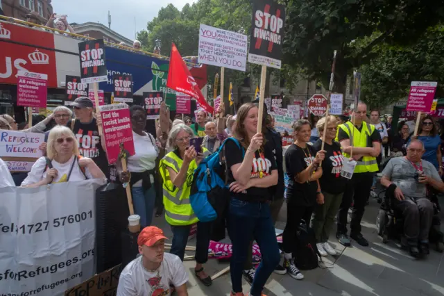 Hundreds of people gather outside the High Court to protest against the Rwanda deportation proposal on September 5, 2022 in London, United Kingdom.