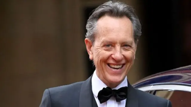 Richard E Grant