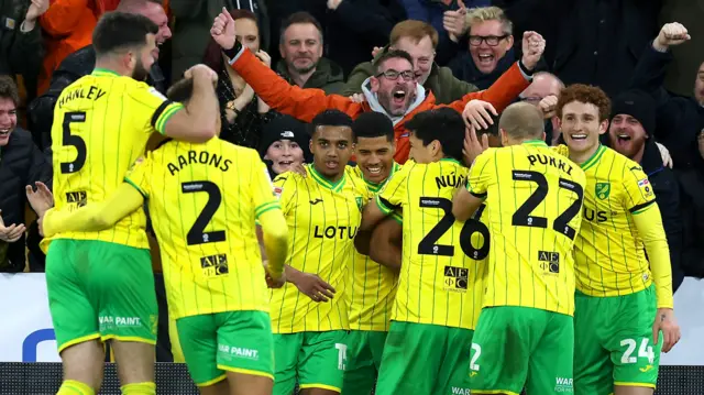 Norwich celebrate Adam Idah's goal