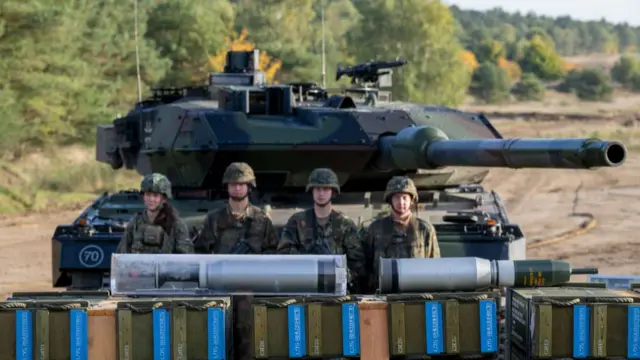 The crew of a main battle tank Leopard 2