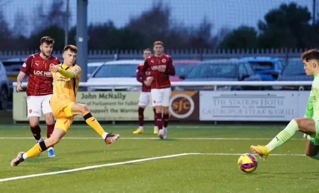 Steven Bradley scores for Livingston