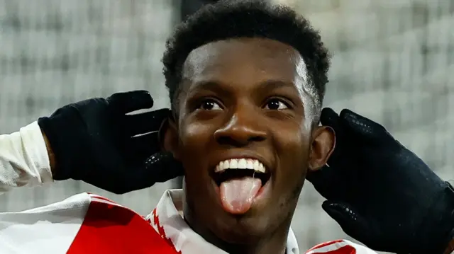 Eddie Nketiah celebrating