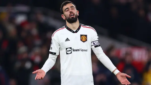 Bruno Fernandes looking pained