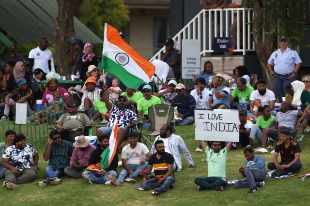 India fans in crowd