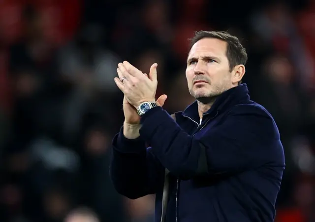 Frank Lampard claps the Everton fans after their FA Cup defeat against Manchester United