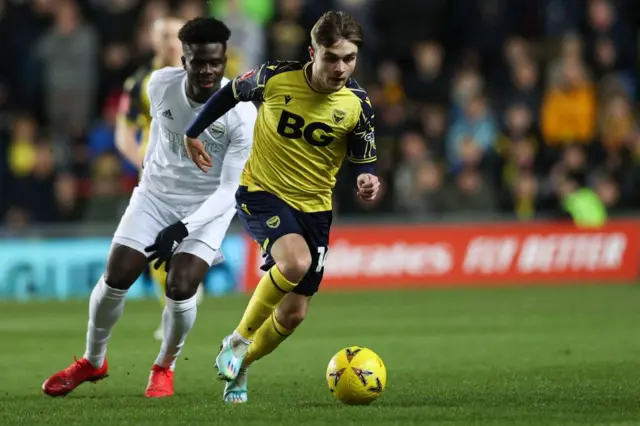 Bukayo Saka and Lewis Bate