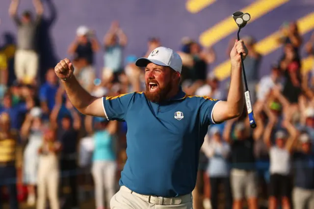 Shane Lowry celebrates