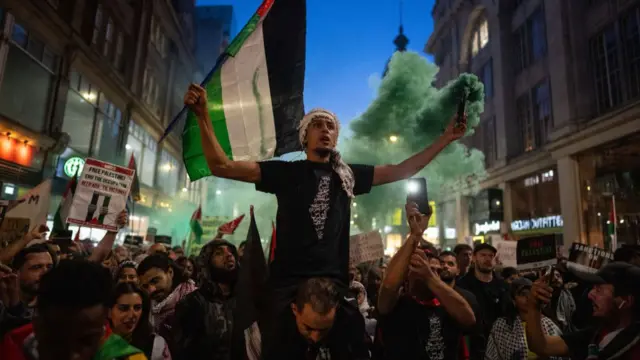 A demonstration in support of Palestinians outside the Israeli Embassy in London on Monday, 9 October