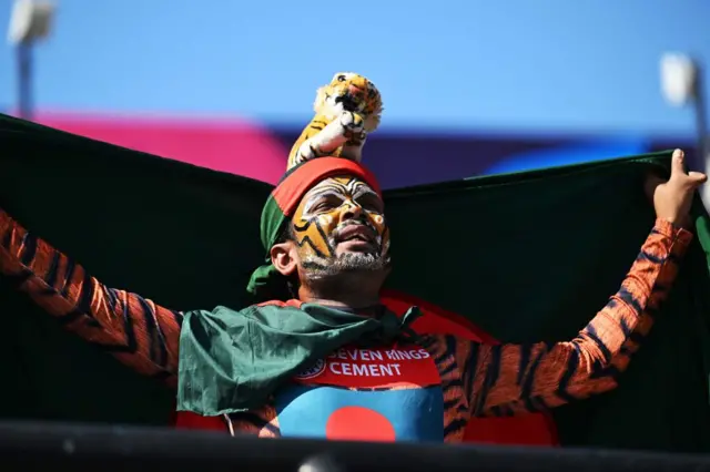 Bangladesh fan