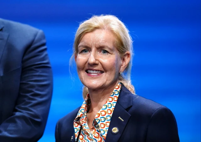 Debbie Hewitt