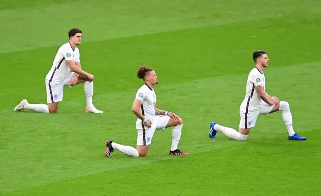 England players taking the knee in 2021