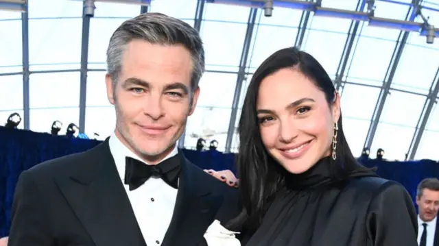 Chris Pine and Gal Gadot