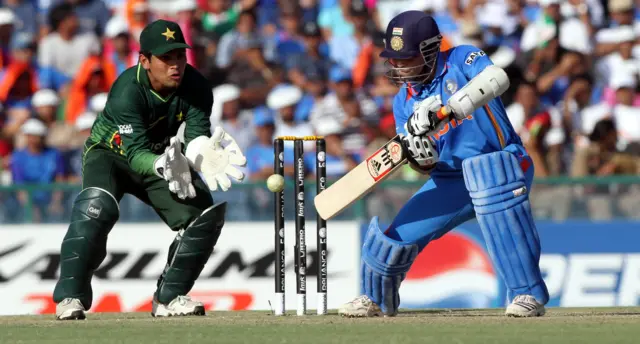 Pakistan and India face each other in the 2011 World Cup semi-final