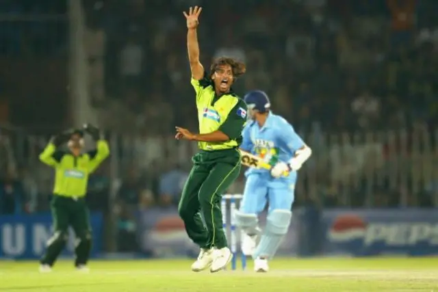 Shoaib Akhtar of Pakistan appeals successfully for LBW against Zaheer Khan (R) of India during the second ODI between Pakistan and India played on 16 March 2004 in Rawalpindi, Pakistan