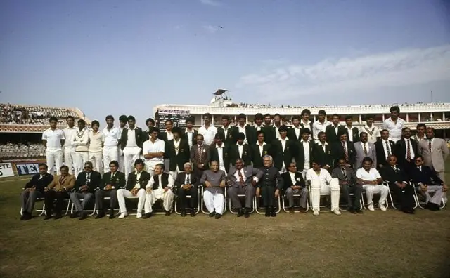 Pakistan President Zia ul-Haq with the Indian and Pakistan cricket teams in Jaipur, India, to watch the teams play on February 21, 1987